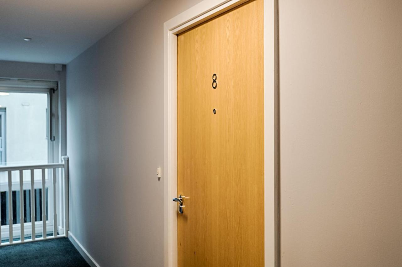 Parking, Balcony, Fully Equipped Kitchen Daire Swansea Dış mekan fotoğraf